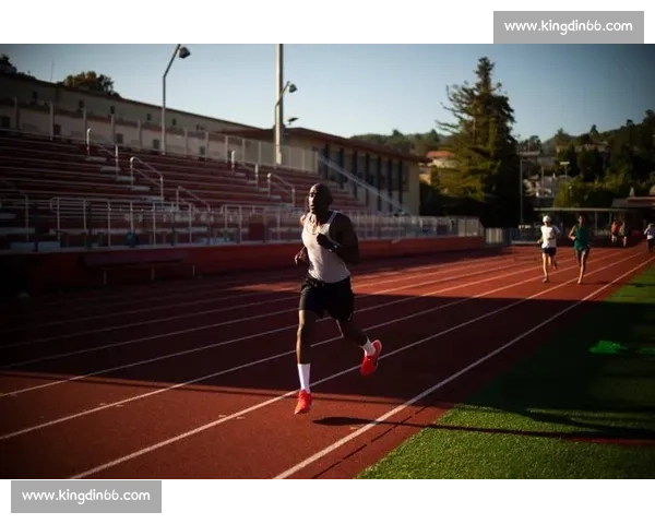罗鸿：不抢赛道，只与昨日的自己赛跑